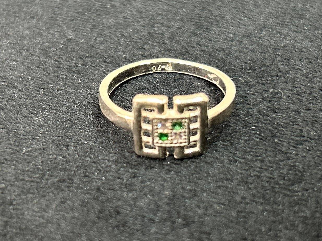 Elegant Sterling Silver Geometric Square Ring with Emerald Green & White Stone Accents