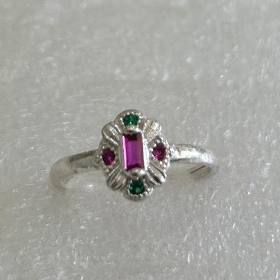 Silver-Toned Vintage Art Deco Style Ring with Multi-Color Stones | Unique Petite Jewelry